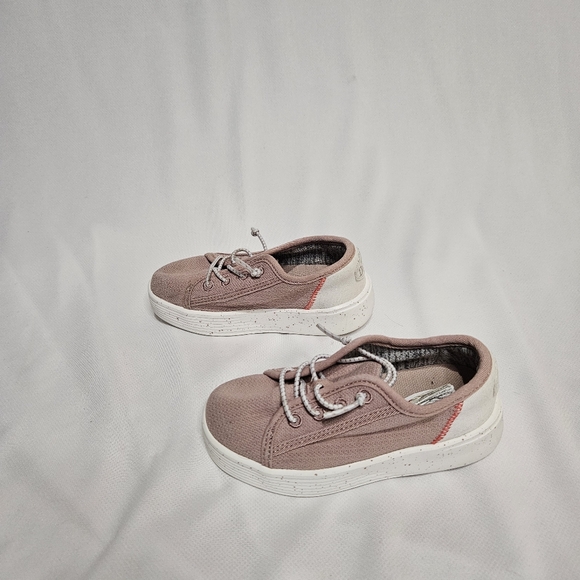 Hey Dude Cody Sport Mesh Sneakers TD9 in Rose - Picture 4 of 7